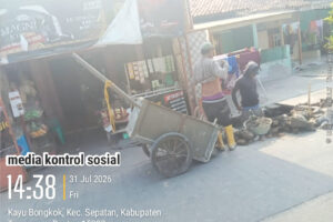 PROYEK TURAP DI DESA KAYU BONGKOK –  SEPATAN, DIDUGA BERJALAN TANPA PAPAN INFORMASI PUBLIK, PENGAWASAN, DAN PENERAPAN K3